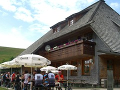 32 Hinterwaldkopf Huette
